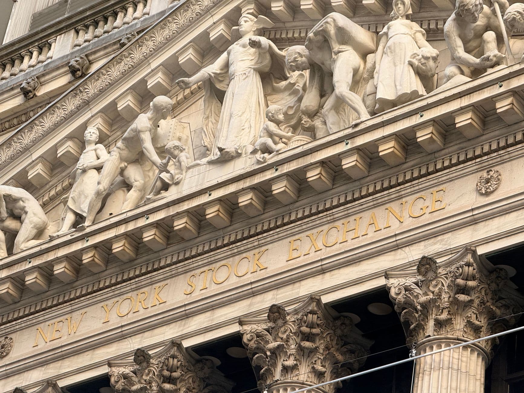 Reading the Order Book: What Market Depth Does and Does Not Show
