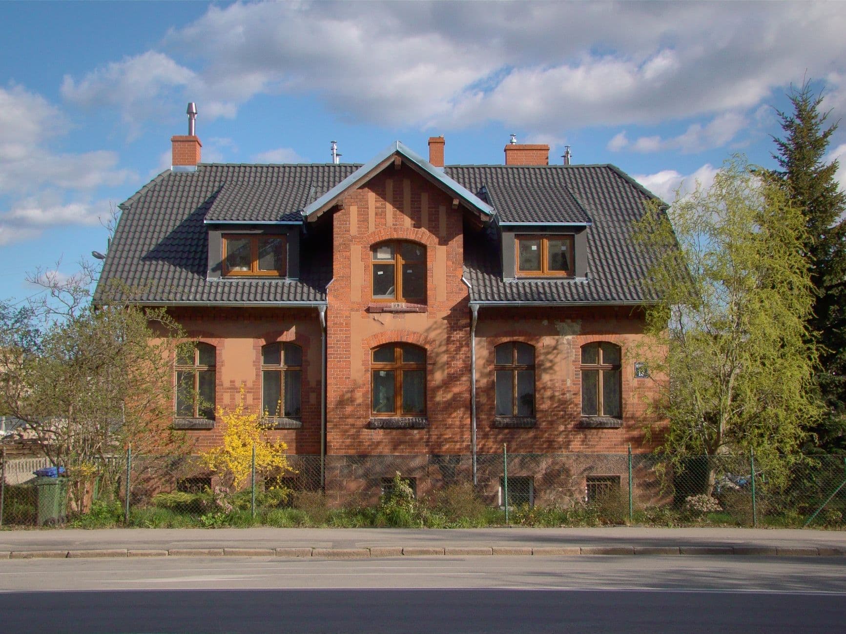 Rental Property or Stocks? How to Think About Real Estate in Your Portfolio