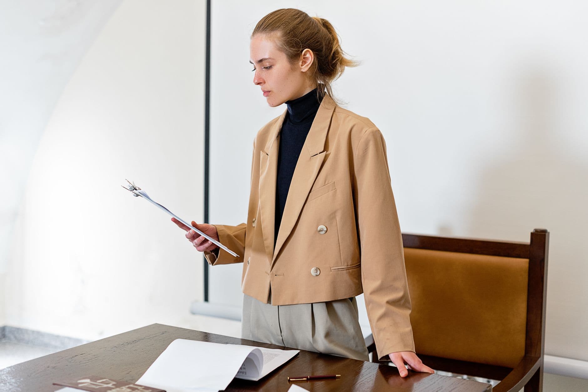 How to Read an Earnings Call Transcript Critically