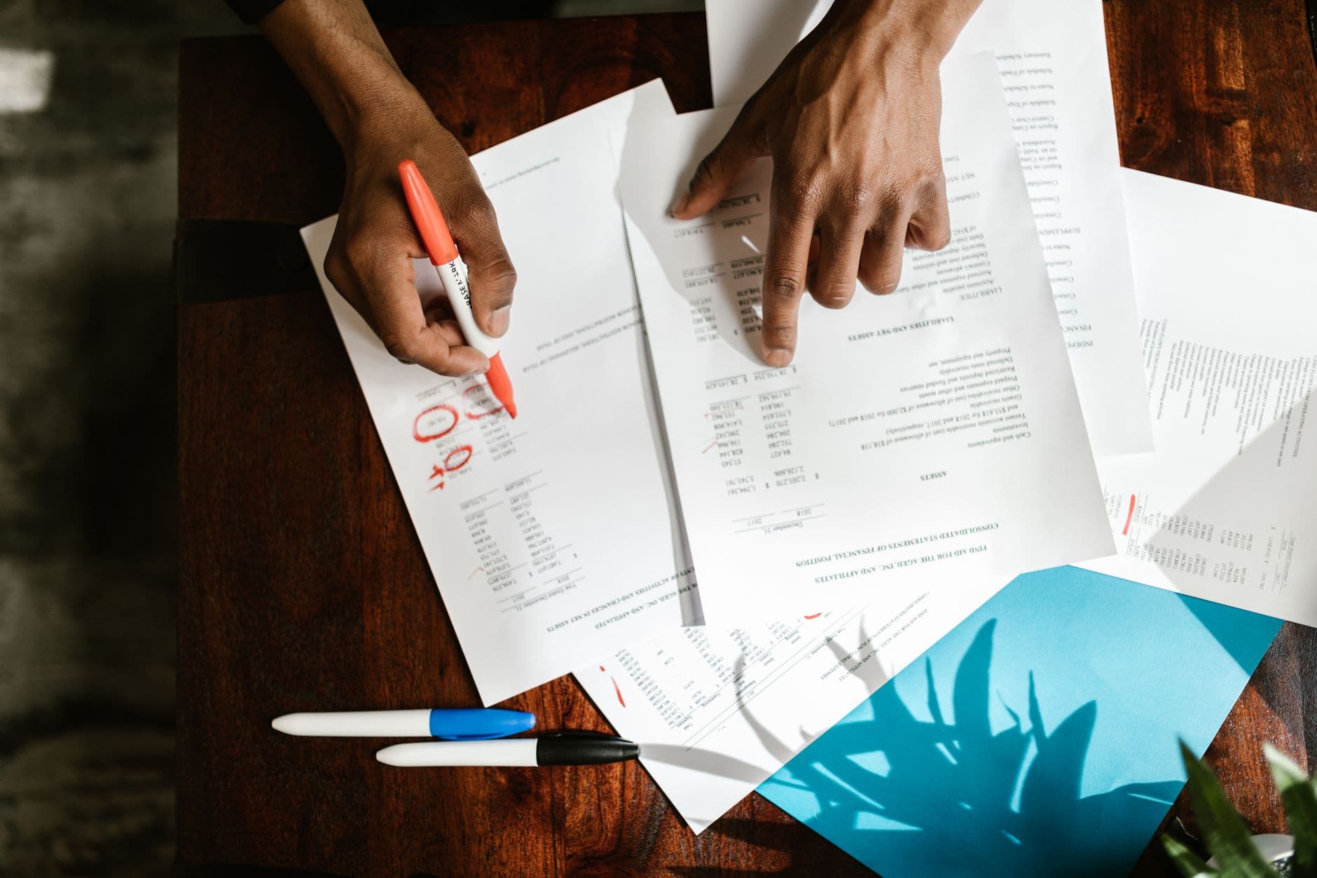 Accounting Red Flags: Warning Signs Investors Can Spot in Filings